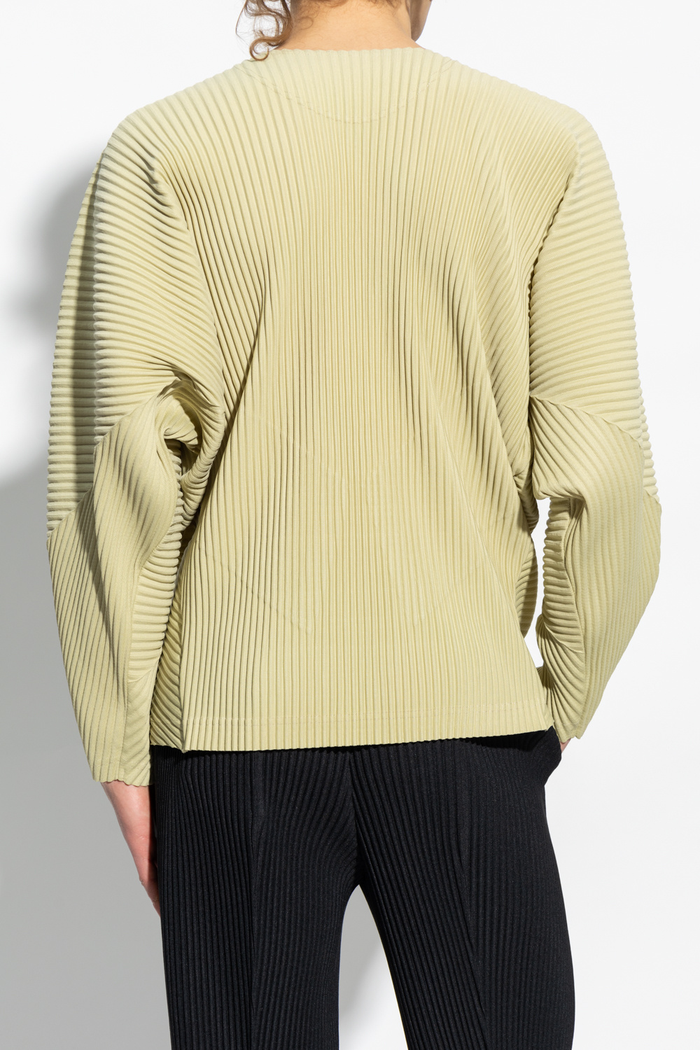 me ISSEYMIYAKETシャツ MONTHLY COLOR JANUARY – ISSEY MIYAKE ONLINE STORE